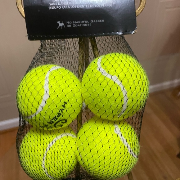 - Brand New Multicolor Tennis Balls Safe For Dog Teeth. - Picture 5 of 6